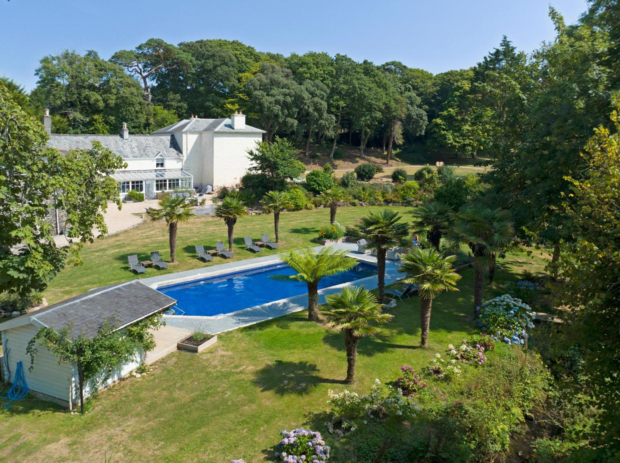 Red River Stables - Peaceful, Beautiful Grounds, Swimming Pool, Central Location For West Cornwall Camborne Eksteriør bilde