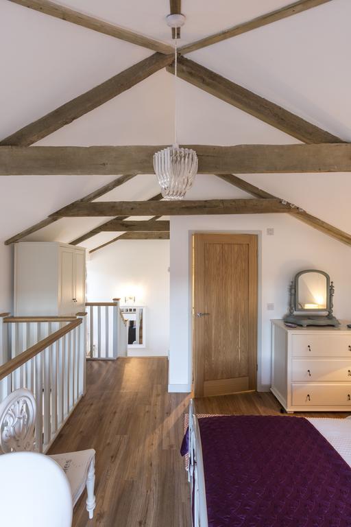 Red River Stables - Peaceful, Beautiful Grounds, Swimming Pool, Central Location For West Cornwall Camborne Eksteriør bilde