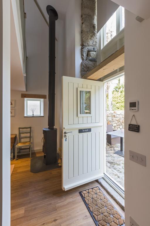 Red River Stables - Peaceful, Beautiful Grounds, Swimming Pool, Central Location For West Cornwall Camborne Eksteriør bilde